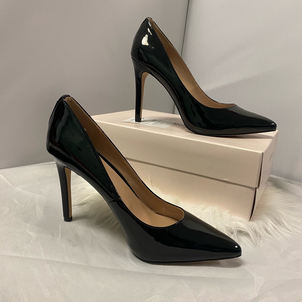 BCBGeneration Women's Heidi Leather Pump